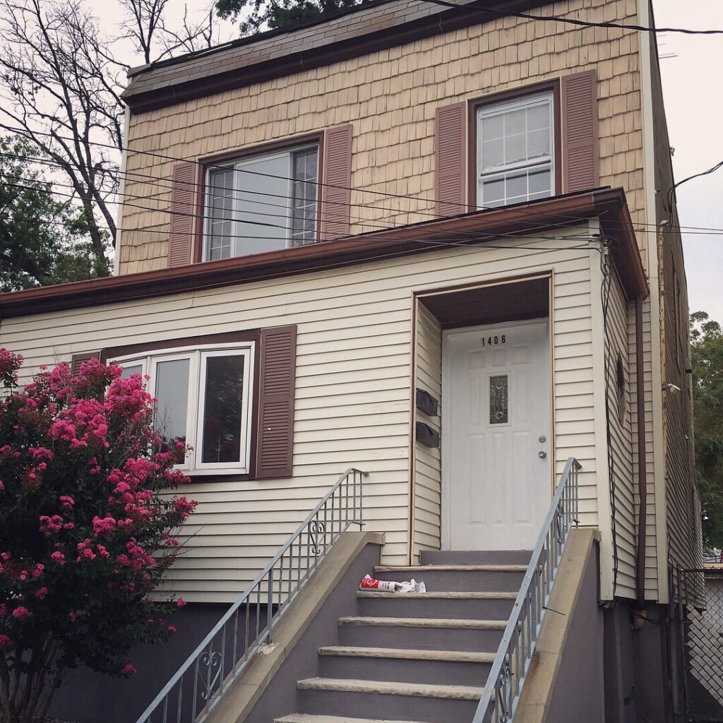 1406 81st St, North Bergen, NJ 07047