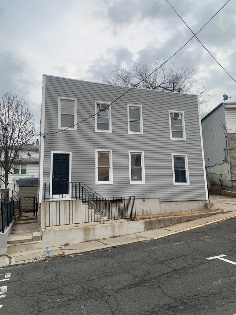 3518 Givernaud Ter, North Bergen, NJ 07047