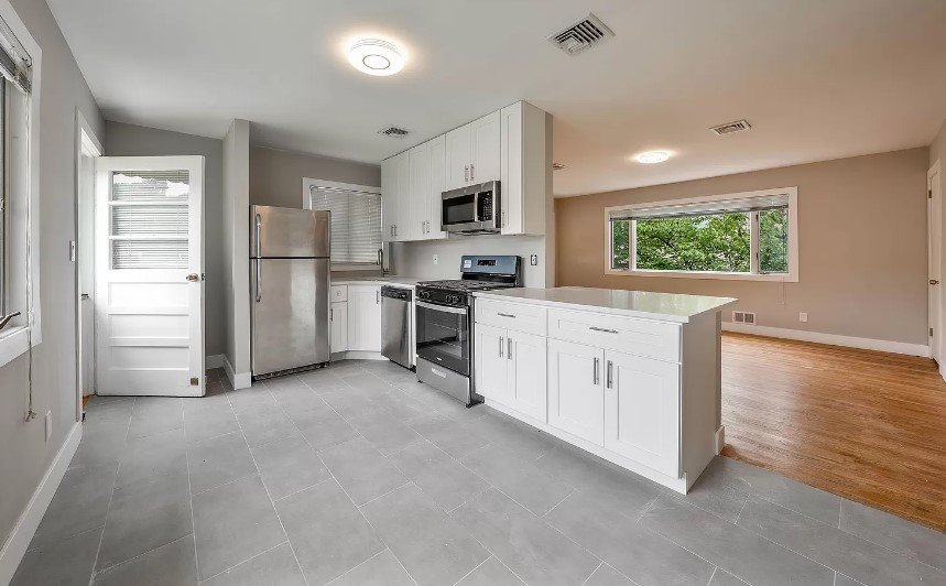 1466 44th St, North Bergen, NJ 07047